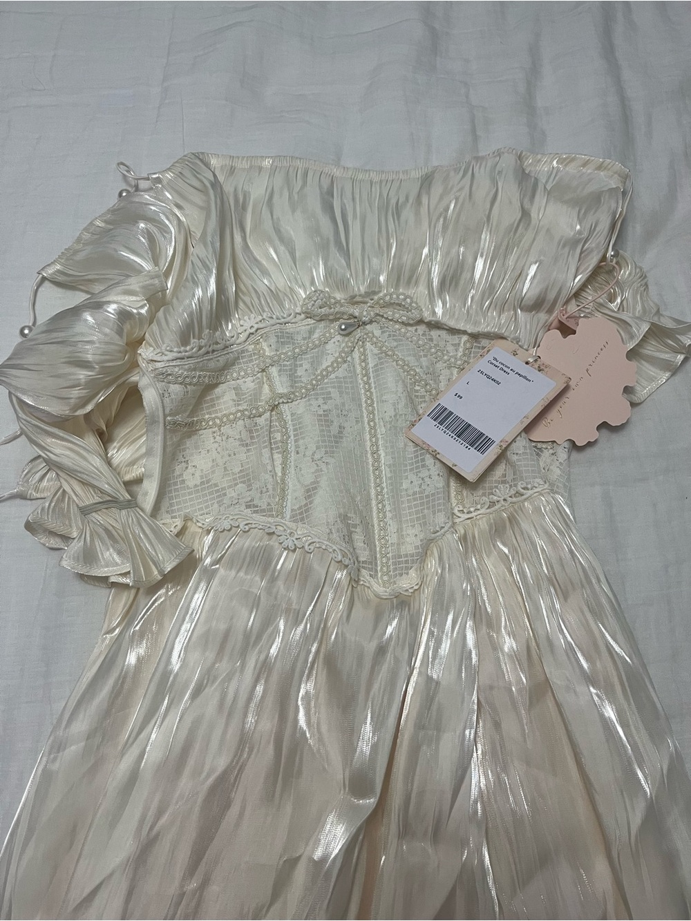 Romantic Cream Corset Midi Dress with Puff Sleeves - Picture 2 of 4